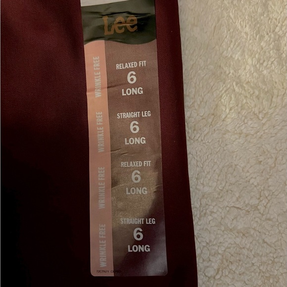 NWT… Ladies Lee jeans, size 6T. Burgundy color. - Picture 7 of 7